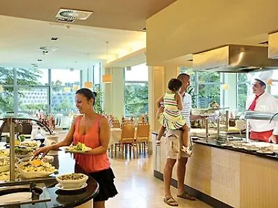 **** Hotel Sunny Porec By Valamar, Ex Crystal Kroatien